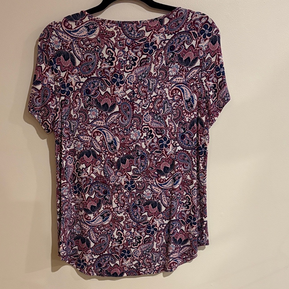 Women's Paisley Short Sleeve Top - Multicolor - Picture 6 of 6